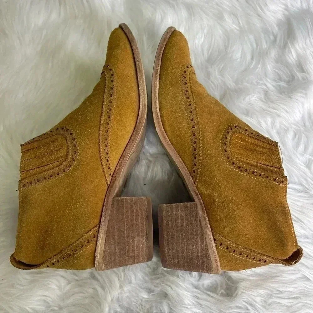 Madewell Suede Leather The Grayson Brogue Chelsea Boot Size 7.5